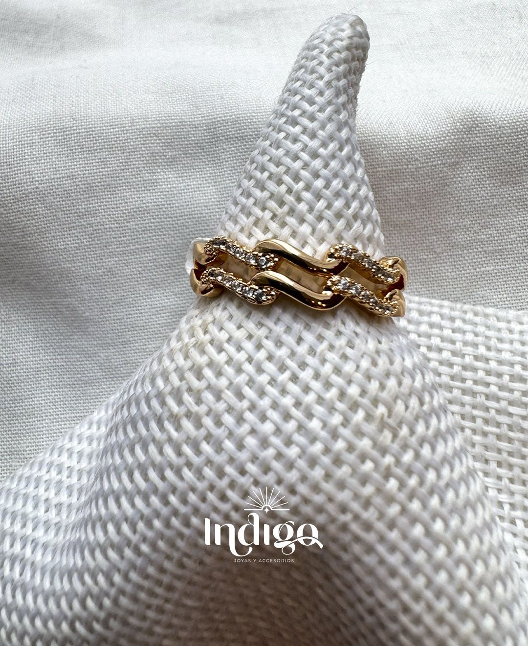 🌊 Anillo de Eslabones Ondulados