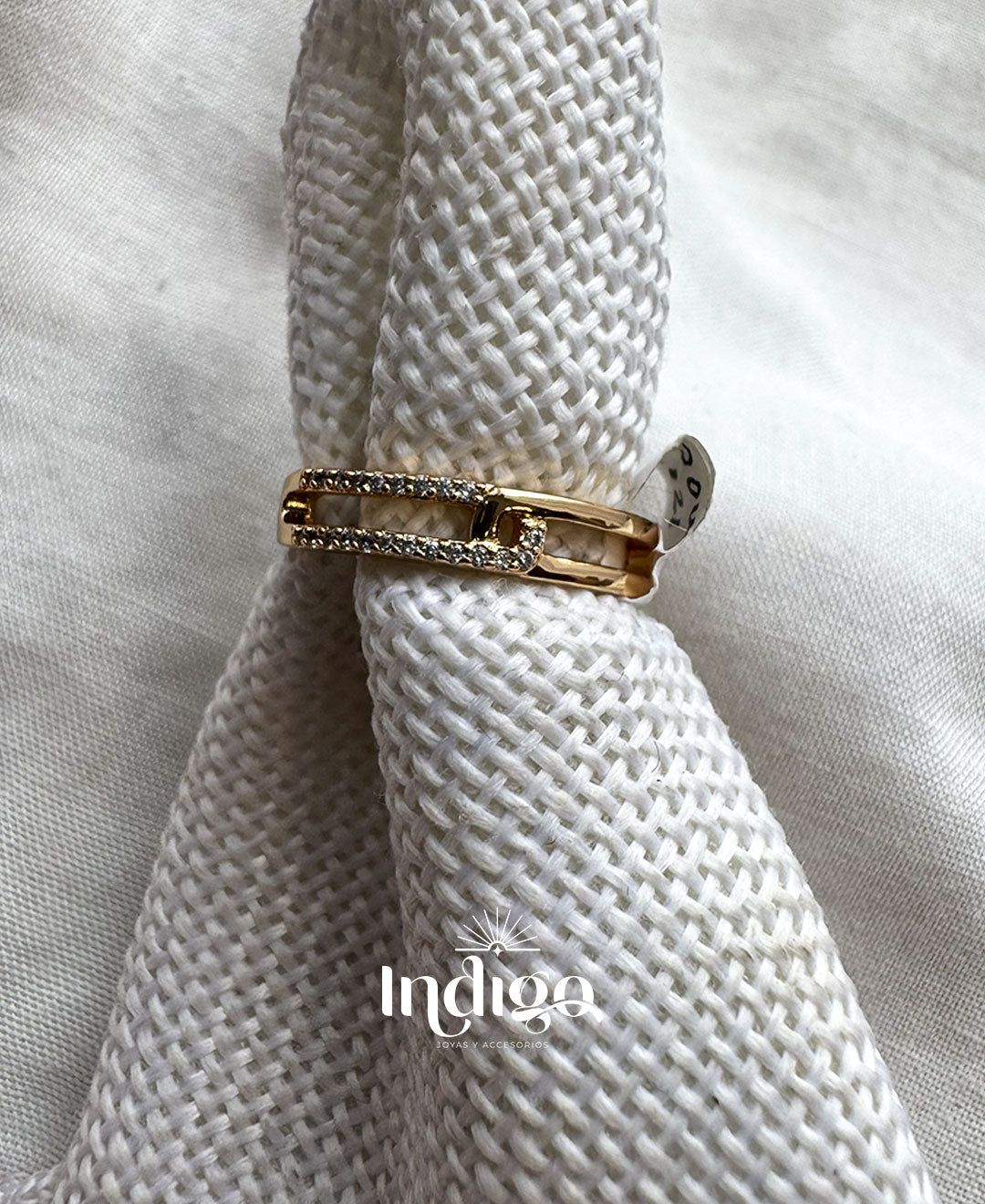 💎 Anillo con Circones Doble Vuelta en Rodio