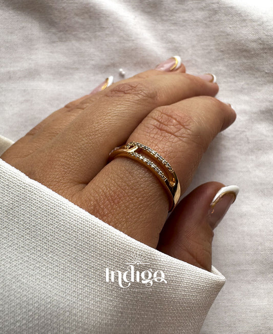 💎 Anillo con Circones Doble Vuelta en Rodio