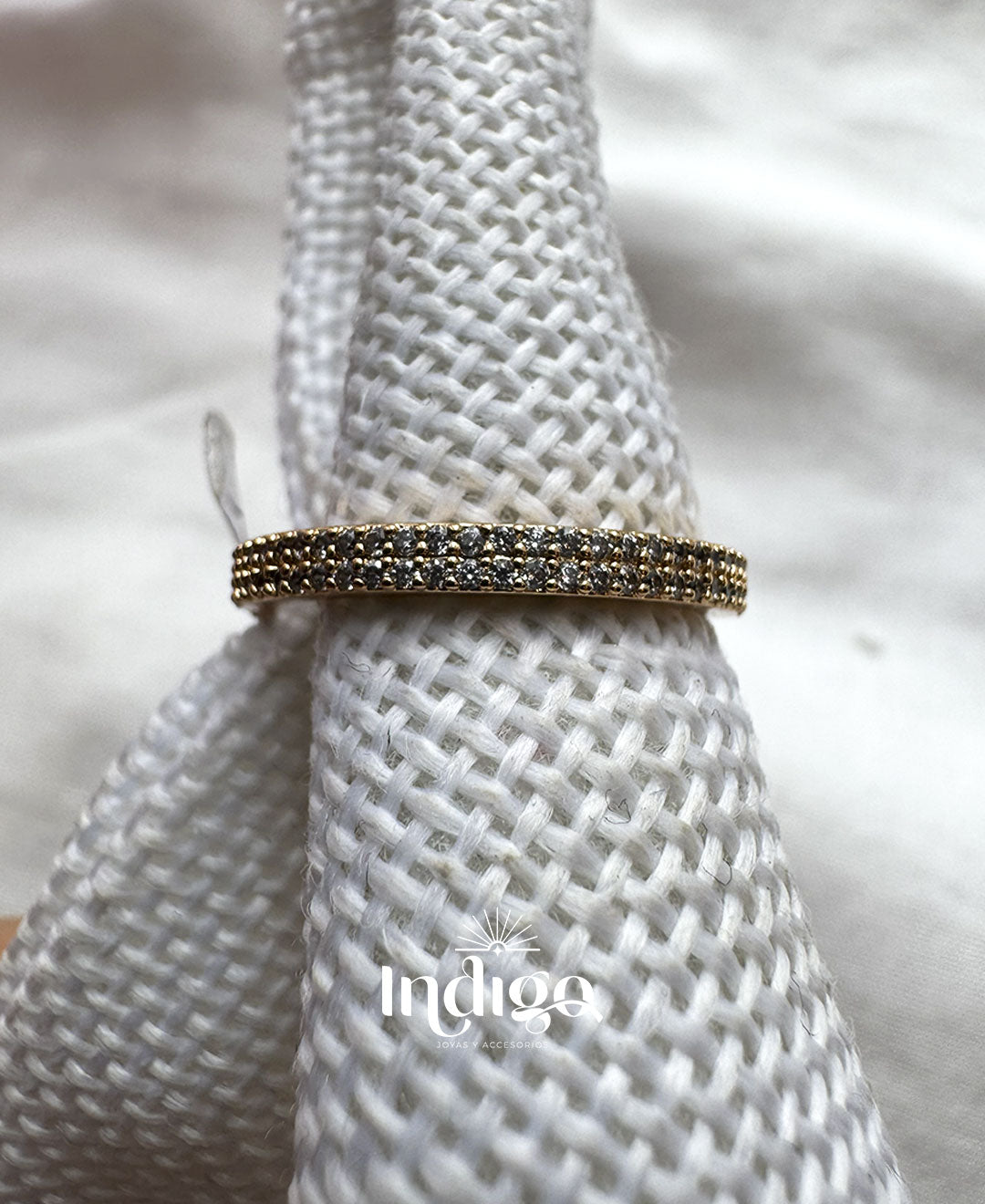 💎 Anillo con Circones Tupido