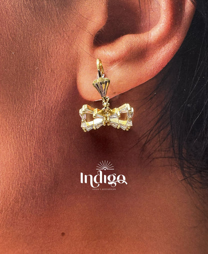 🎀 Juego de Cadena Lisa y Aretes en Moño