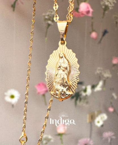 Dije Virgen de Guadalupe Ref. 521 + Cadena en Oro Laminado Ref. 540