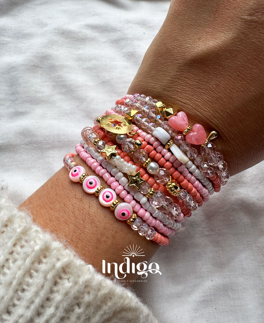 💫 Pulsera en Nailon Elástico con Mostacilla y Dijes – 11 Vueltas